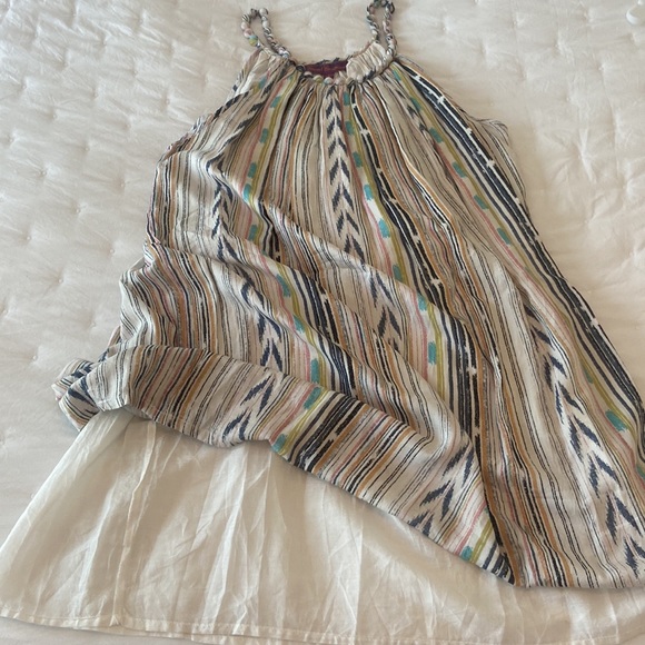 Flowy Aztec Dress - Picture 5 of 5